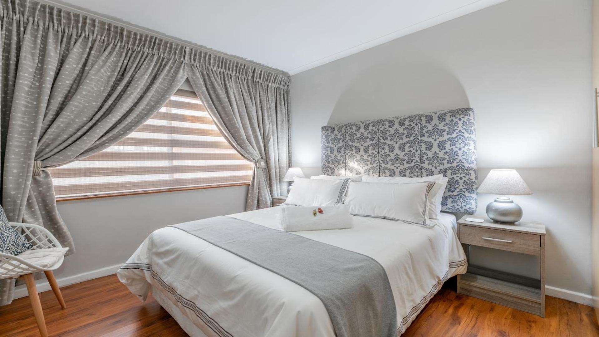 Myzen -5min To Canal Walk Mall & 5min To Grand West Cassino Holiday home Cape Town