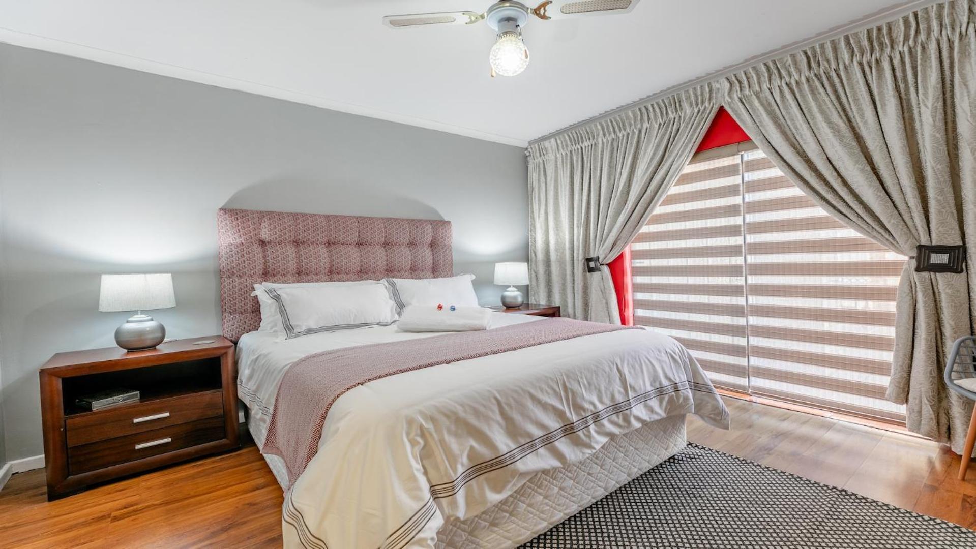 Myzen -5min To Canal Walk Mall & 5min To Grand West Cassino Cape Town