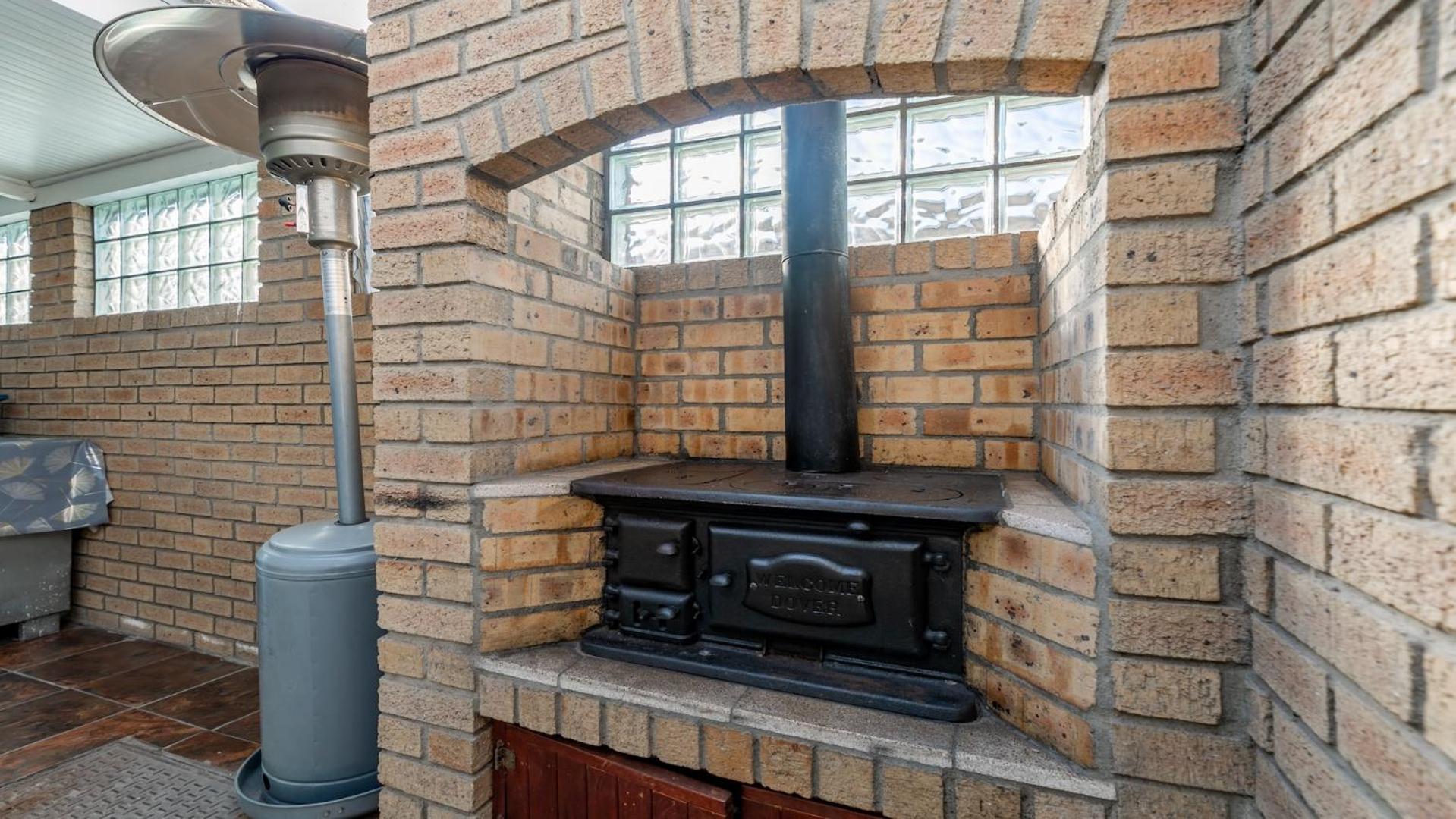Myzen -5min To Canal Walk Mall & 5min To Grand West Cassino Holiday home *