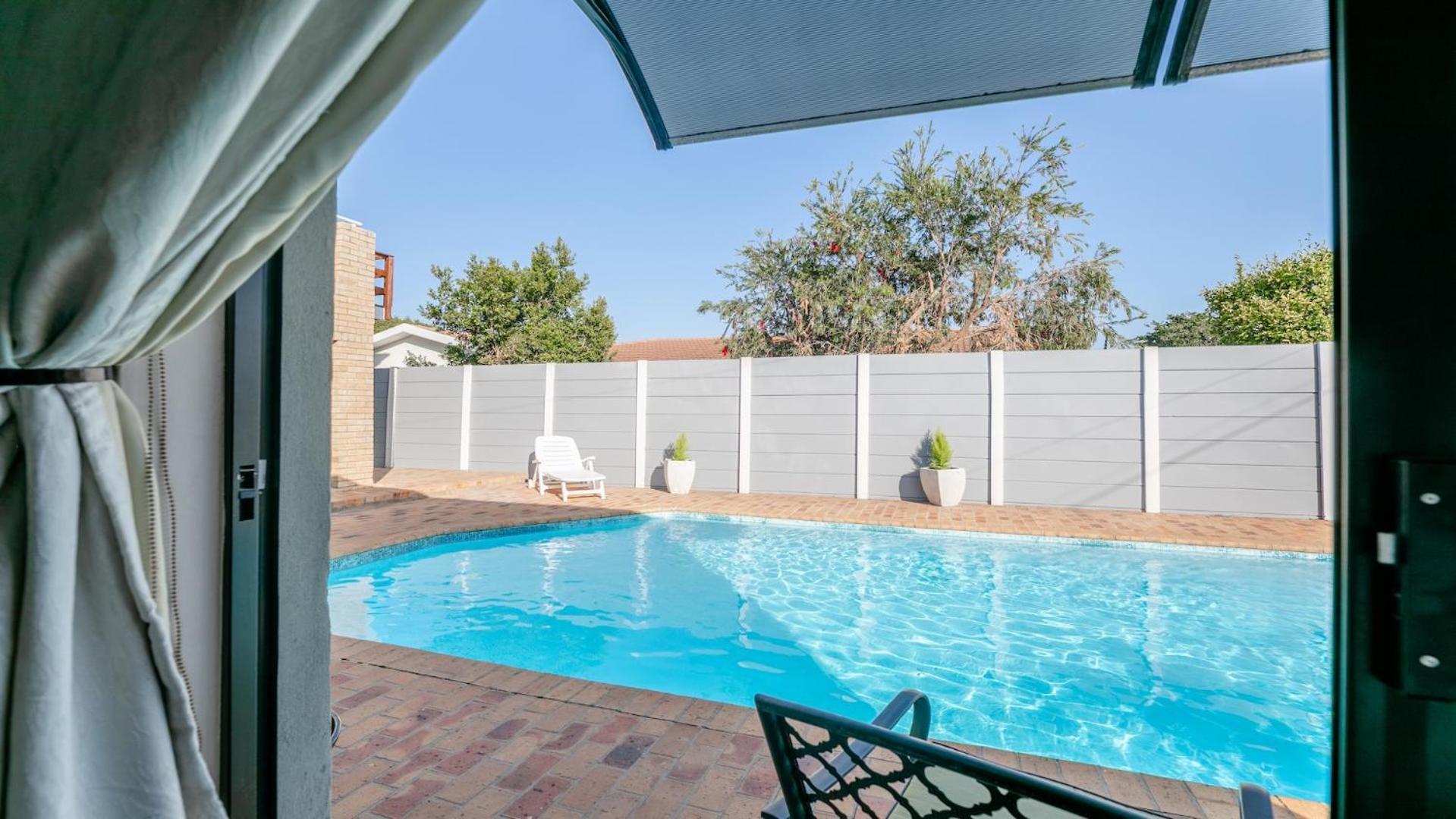 Myzen -5min To Canal Walk Mall & 5min To Grand West Cassino *